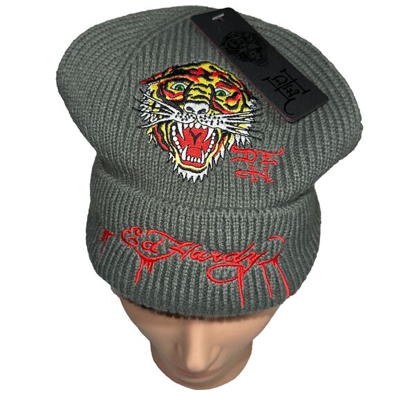 NWT Ed Hardy Tiger Embroidered Knit Beanie Hat Gray Unisex One Size - Picture 1 of 6